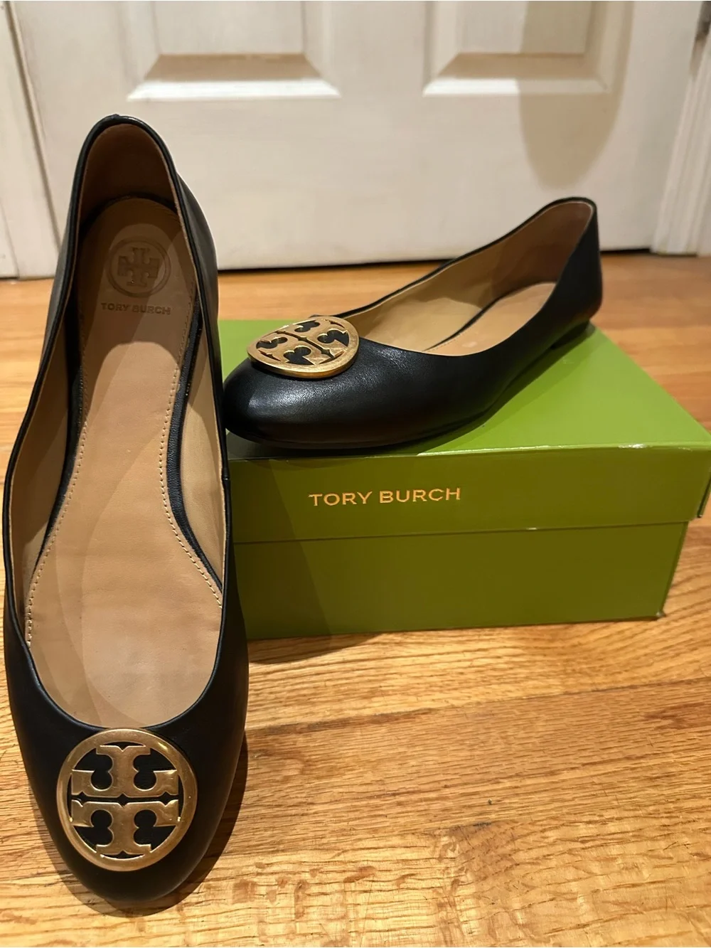 Tory Burch Black Leather Logo Medallion Ballet Flats
